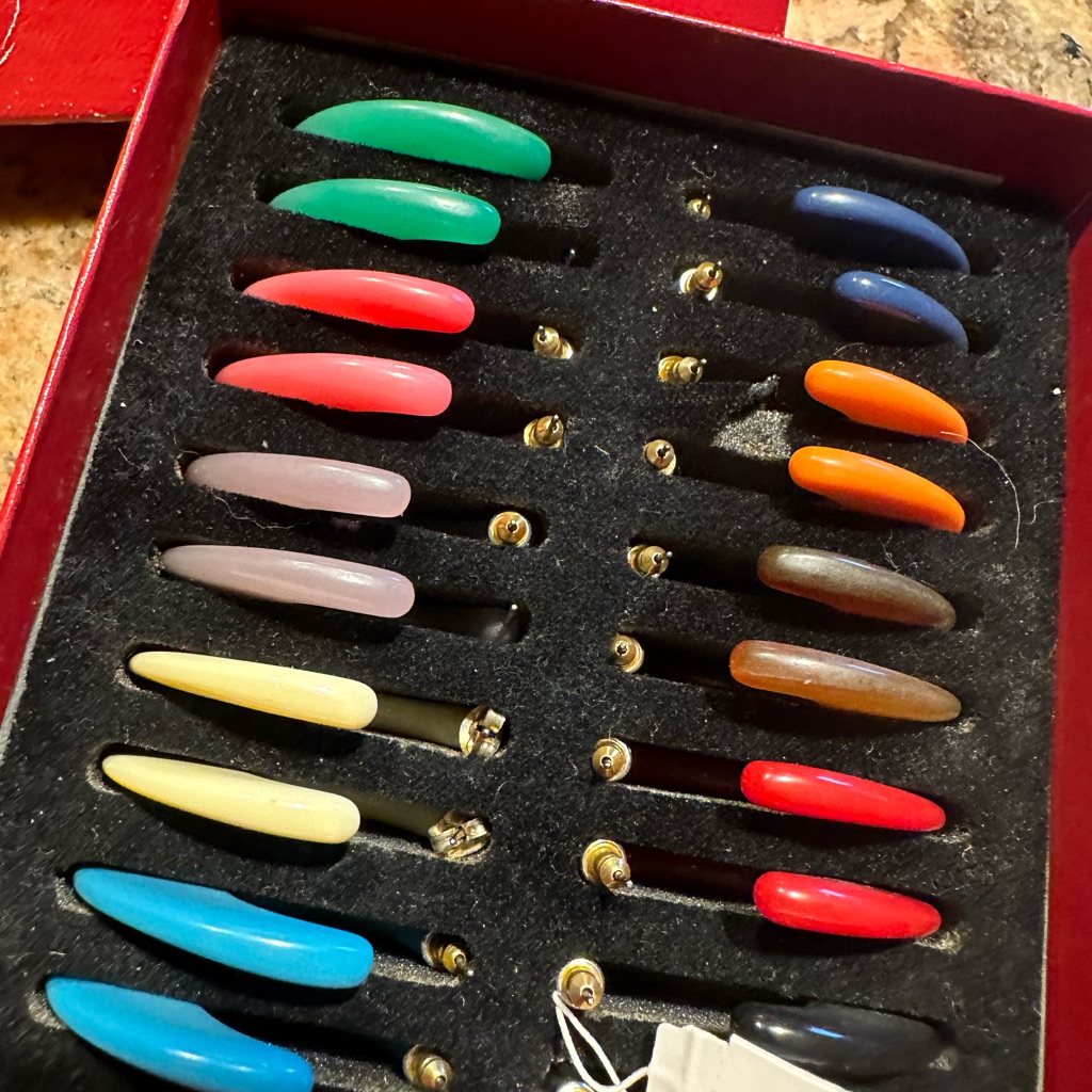Vintage- Kjl 10 Pairs Of Colorful Hoop Earrings 99$